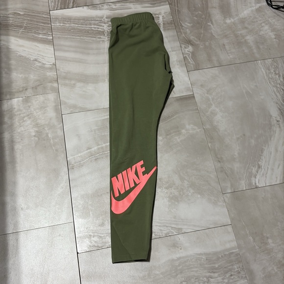 Nike Pants - Nike Sage Green Activewear